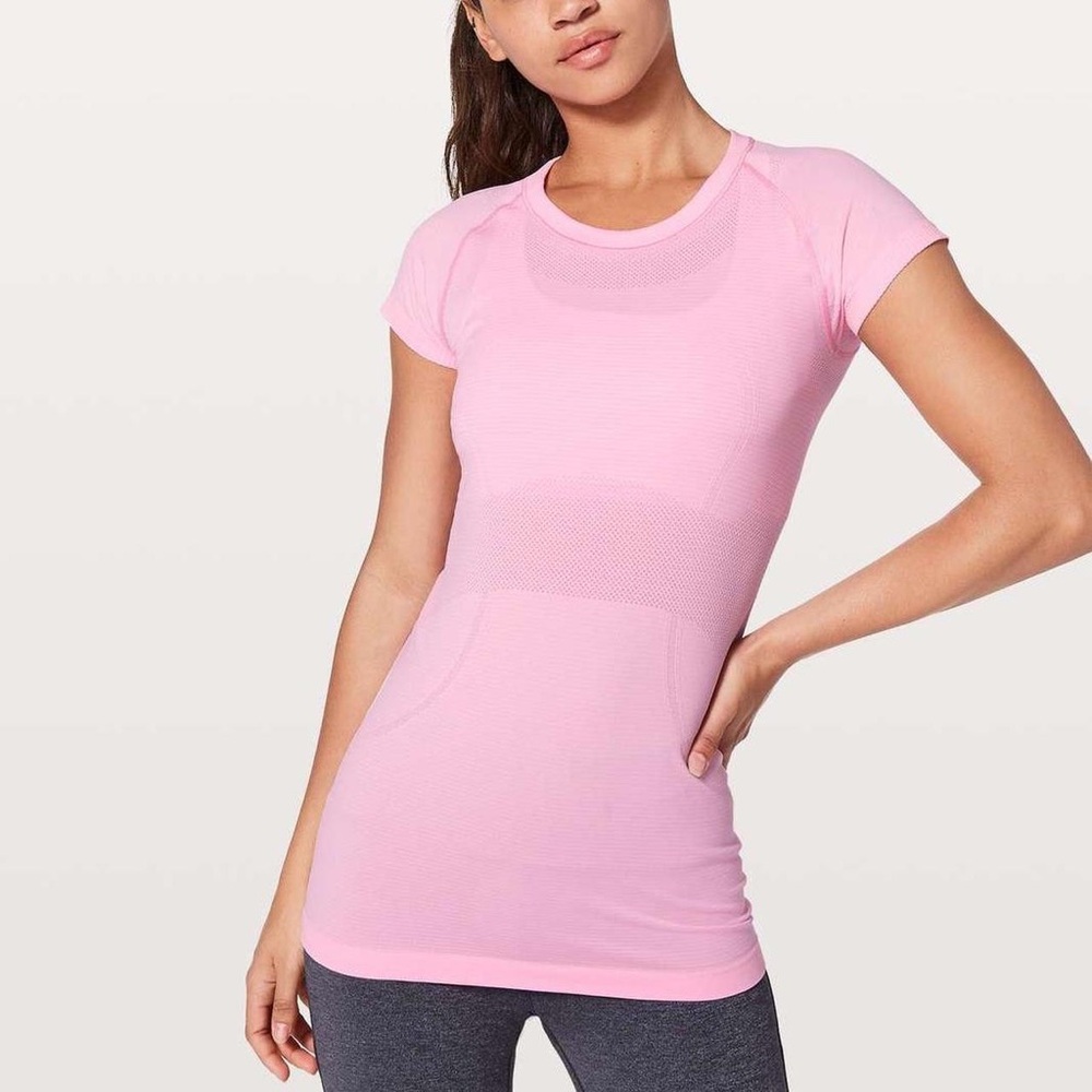 Size 4 Lululemon Light Pink Swiftly Tech Short-Sleeve Tee